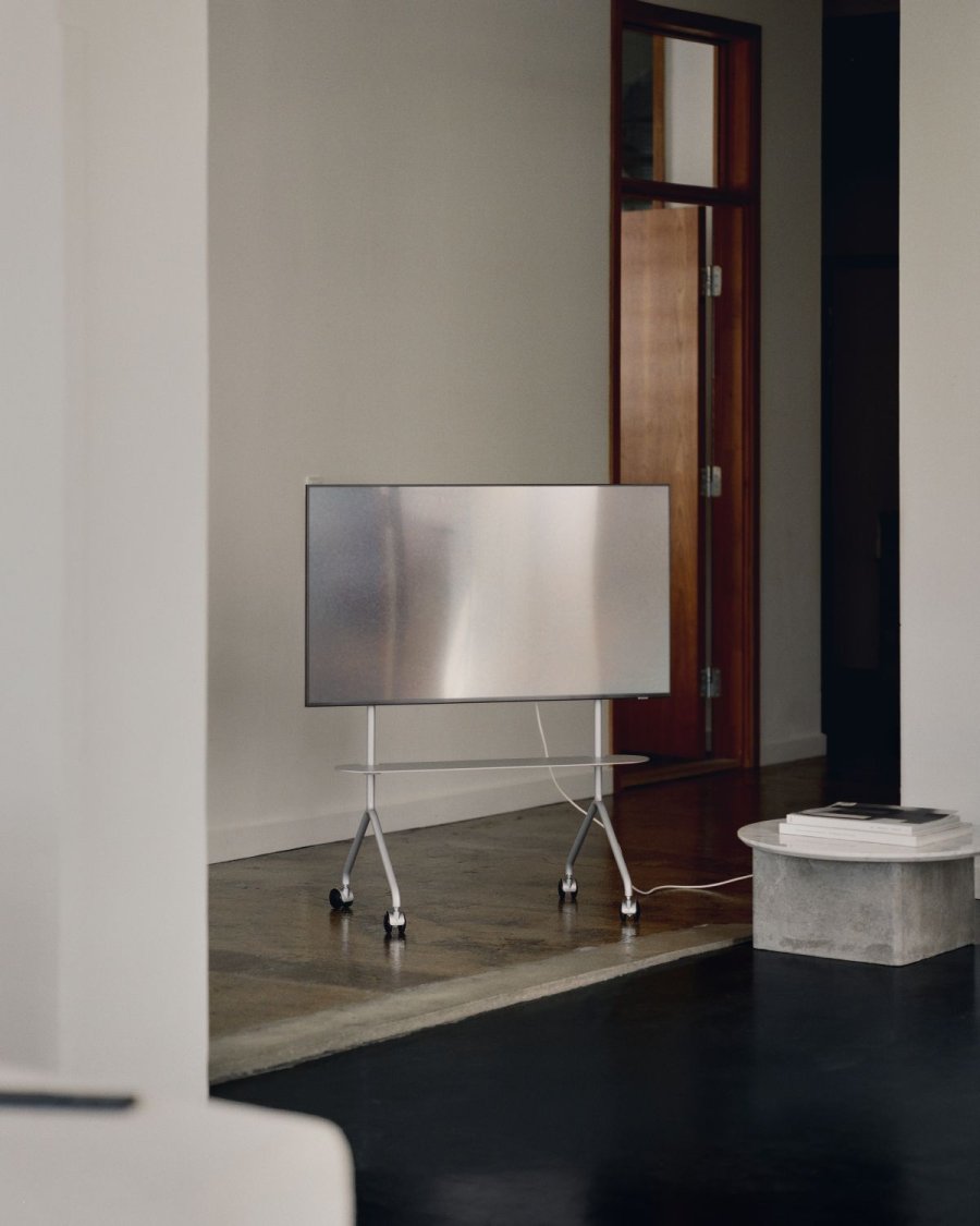 Pedestal Moon Light TV-Stander 100 cm, Cloudy Silver